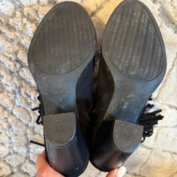 Black Fringe Booties,Qupid, Size 9 - Picture 4 of 4